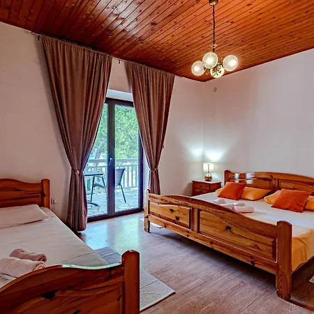 Nice Home In Lumbarda With Outdoor Swimming Pool Ferienhaus