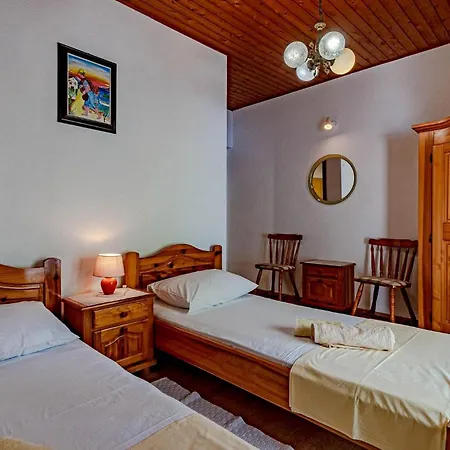 Beach Front Home In Lumbarda Σπίτι διακοπών