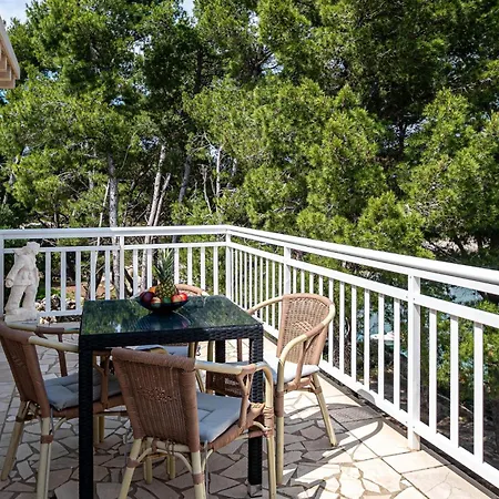 Beach Front Home In Lumbarda Σπίτι διακοπών
