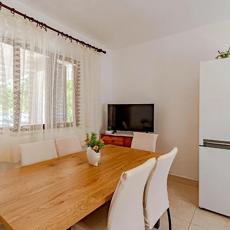 Beach Front Home In Lumbarda *