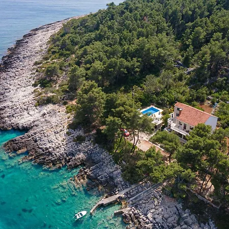 Nice Home In Lumbarda With Outdoor Swimming Pool Ferienhaus Lumbarda