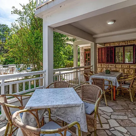 Beach Front Home In Lumbarda Σπίτι διακοπών