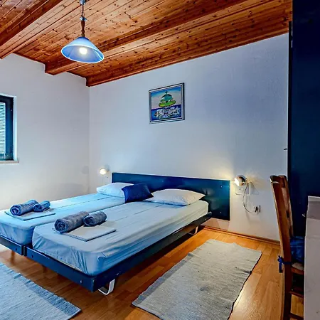 Nice Home In Lumbarda With Outdoor Swimming Pool Ferienhaus
